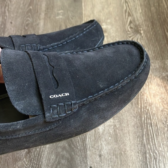 Coach - Picture 8 of 17